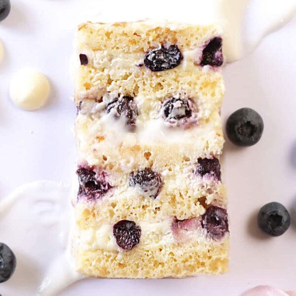 Голубика со сливками