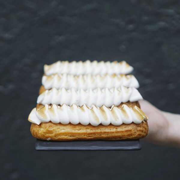 Эклеры с лимоном и меренго