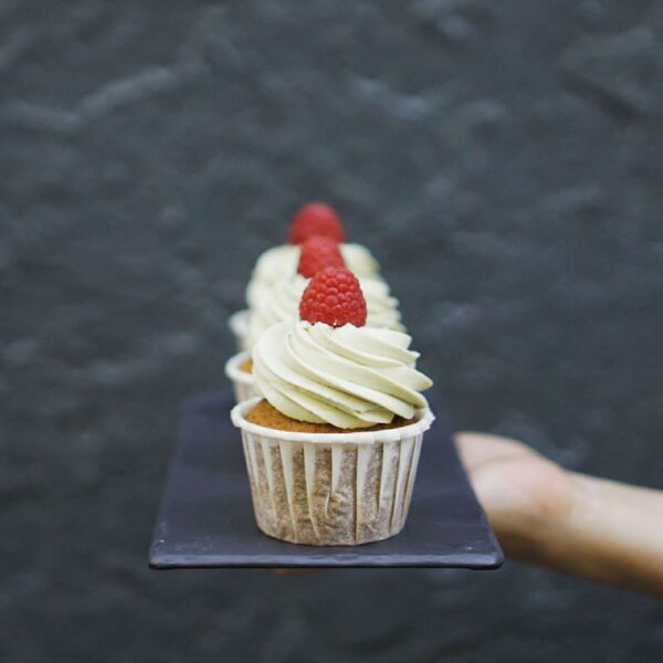 Фисташковые капкейки