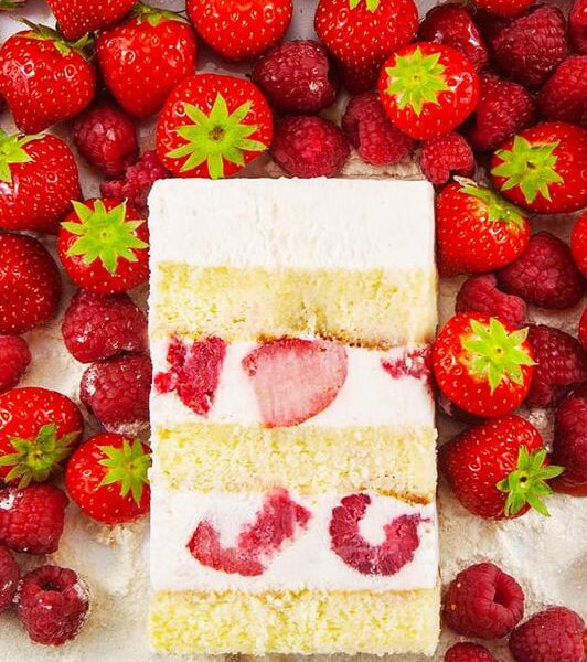 Клубнично-йогуртовый